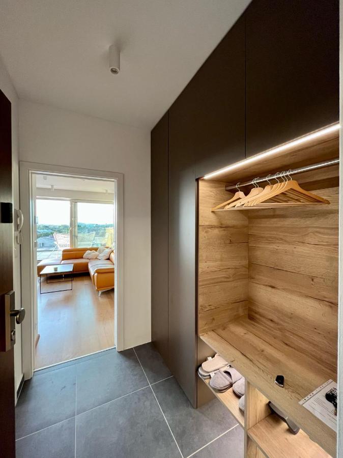 Brno City Center Apartment With Parking And A Big Terrace Ngoại thất bức ảnh